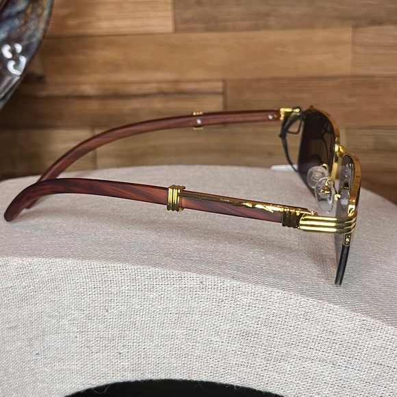 Sunglasses - Picture 6 of 6